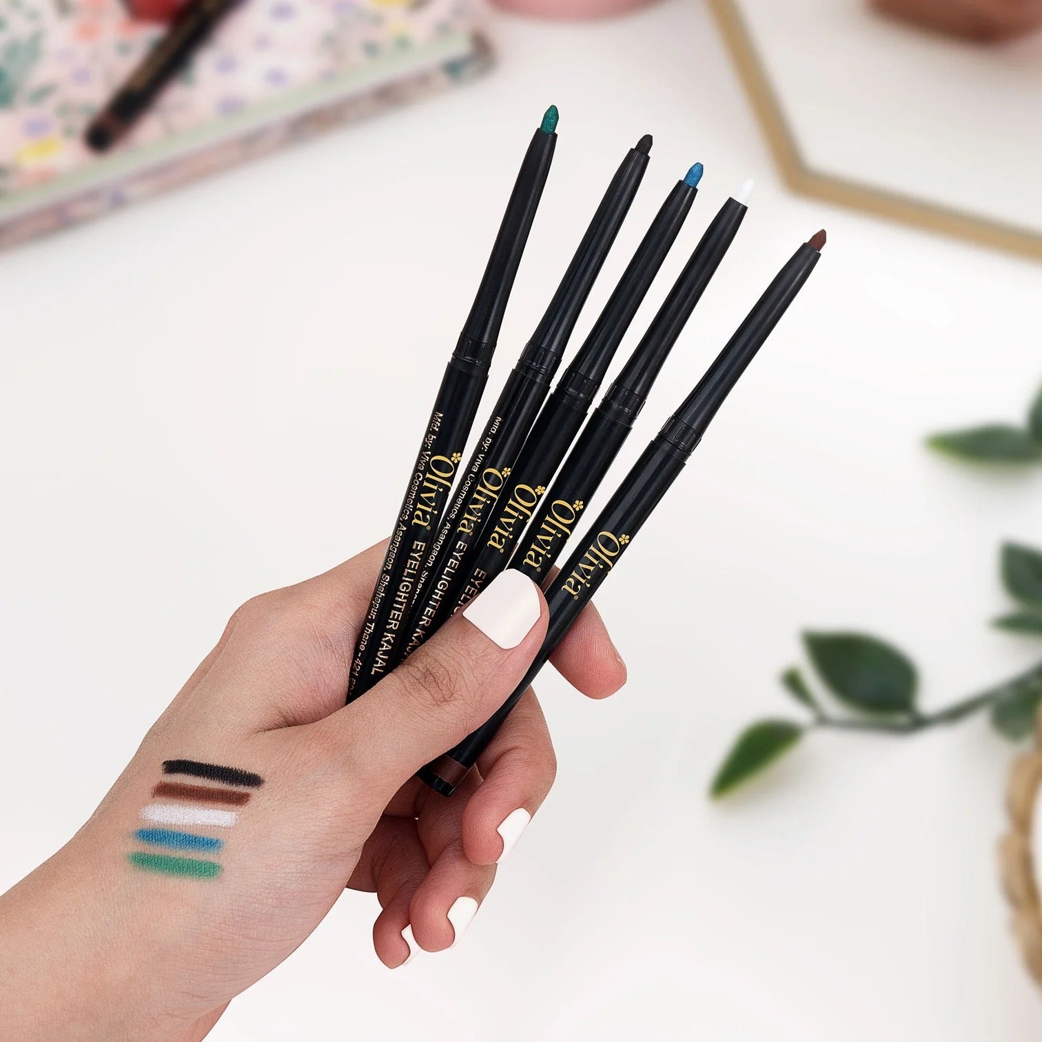 Olivia Eye Lighter Kajal Emerald Vibes